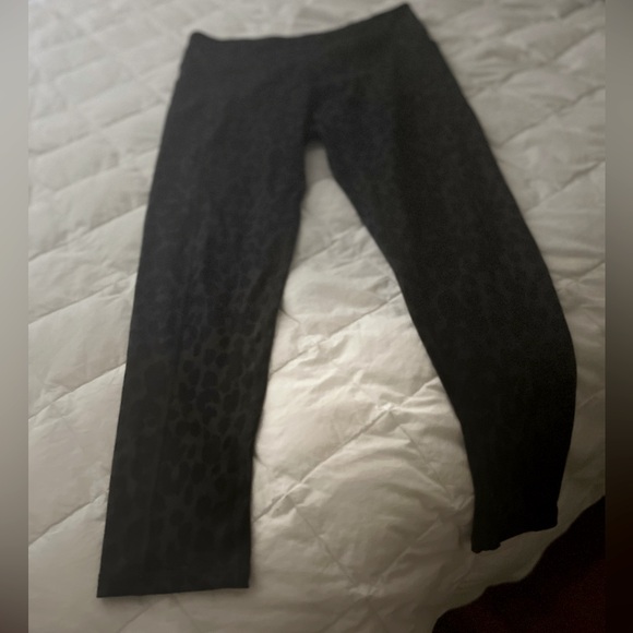 Victoria's Secret Black Leggings - Picture 1 of 4